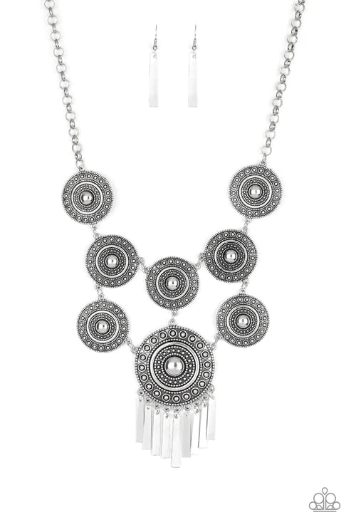 Modern Medalist - Oversized Silver Suspended Tactile Circular Disc Flared Fringe Tribal Necklace N#3533