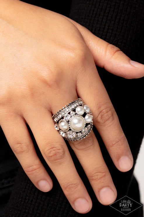 Money On My Mind - Oversized White Iridescent Pearl Haphazardly Chunky Encrusted Ring R#3359
