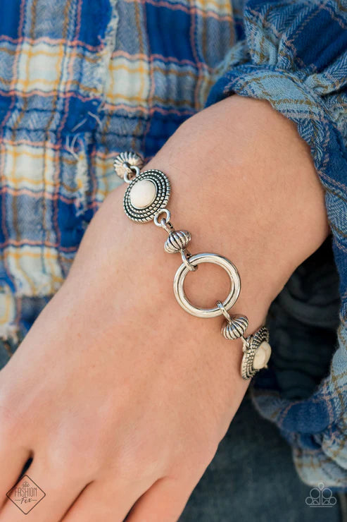 Musical Mountains - White Airy Silver Hoop Rustic Collection Silver Beads/Discs Dotted Stones Link Seasonal Look Bracelet B#7382