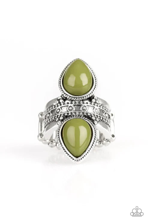 New Age Leader - Green (Zesty Guacamole) Flank Ornately Studded Teardrop Ring R#6424
