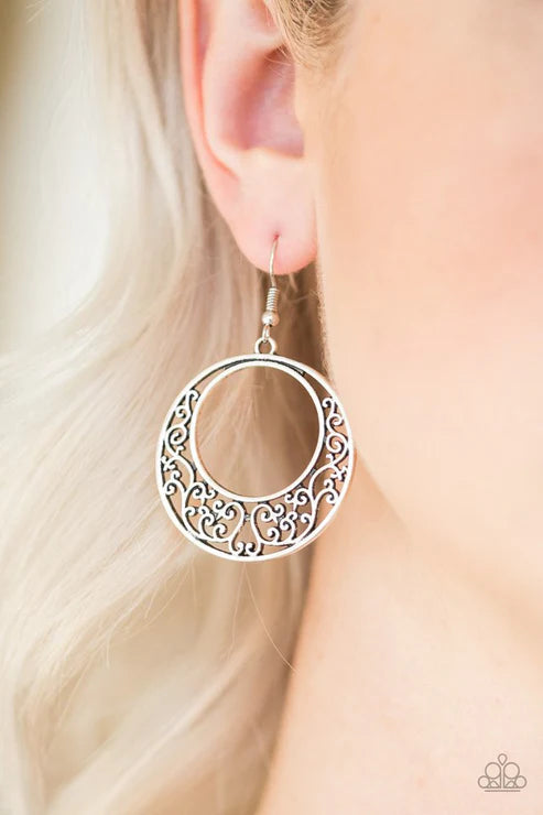 Newport Nautical - Silver Airy Vine-like Filigree Earrings E#7342
