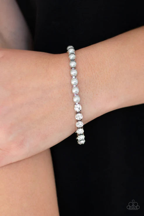Out Like A SOCIALITE - Silver Pearl Square Connect Encrusted Bracelet B#6840
