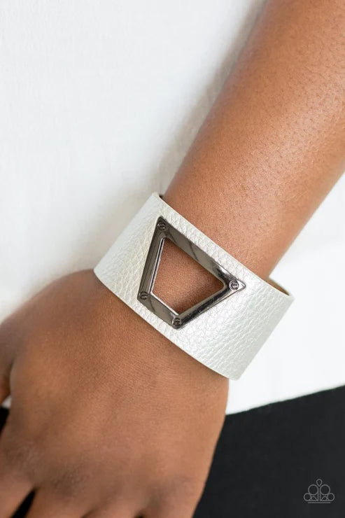 Power Play - Silver/Black Abstract Skin to Peek Metallic Shimmer Leather Bracelet B#3727