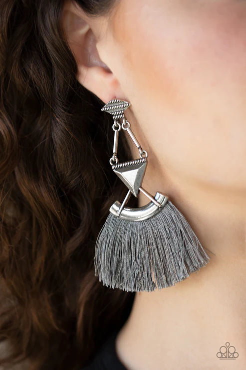 Puma Prowl - Oversized Silver Geometric Connected Stacked Flared Fringe Earrings E#2761