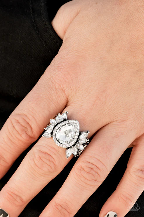 Regal Regalia - Oversized White Teardrop Encrusted Nestled Duo Silver Frames Radiating Fans Marquise-Style Ring R#1897