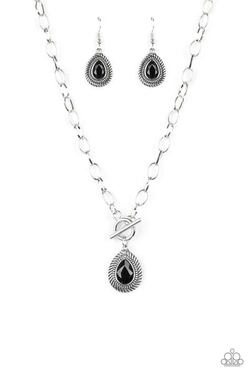 Sheen Queen - Black Faceted Textured Teardrop Hoop Tiffany Clasp Necklace N#4476
