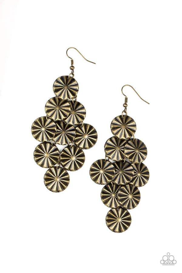 Star Spangled Shine - Oversized Brass Netted Star Creased Disc Earrings E#3626