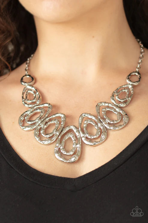Terra Couture - Oversized Silver Airy Abstract Asymmetrical Hammered Link Teardrop Industrial Necklace N#4532