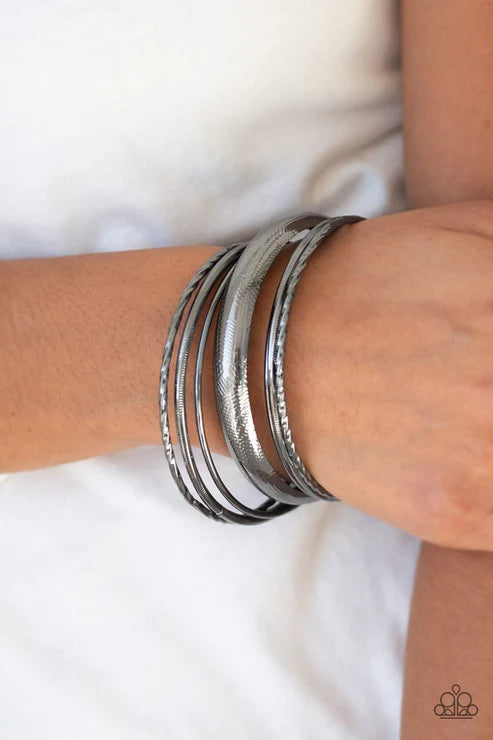 The Customer Is Always BRIGHT - Oversized Black Mismatched Textured Bangle Bracelet Stack B#3787
