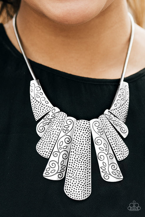 Untamed - Oversized Silver Hammered Filigree Textured Fan Out Tribal Plates Snake Chain Necklace N#3547