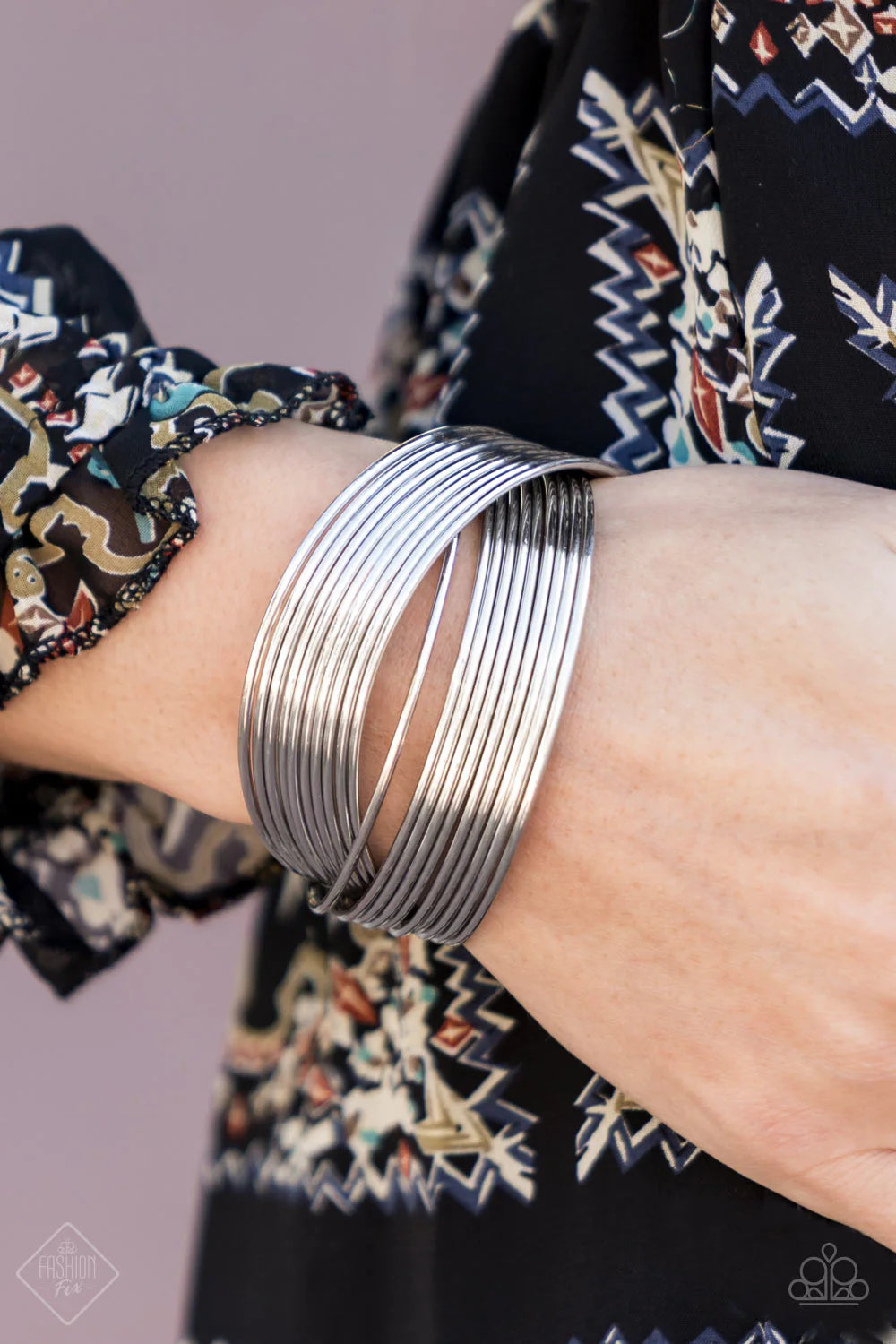 Urban Glam - Oversized Silver Duo Metallic Rods CrissCross Coalescing Bracelet B#4766