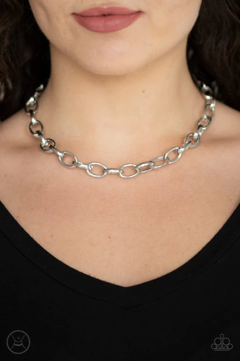 Urban Uplink - Oversized Silver Link Choker Necklace N#3120