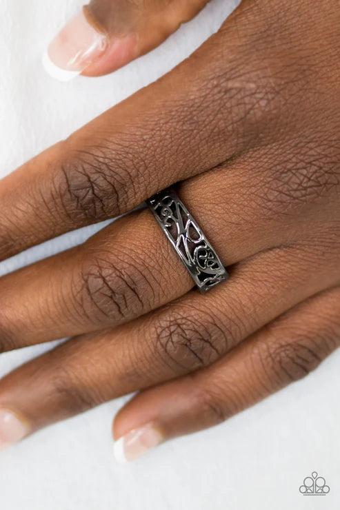 Wandering Wisteria - Black Vine Filigree Ring R#6447