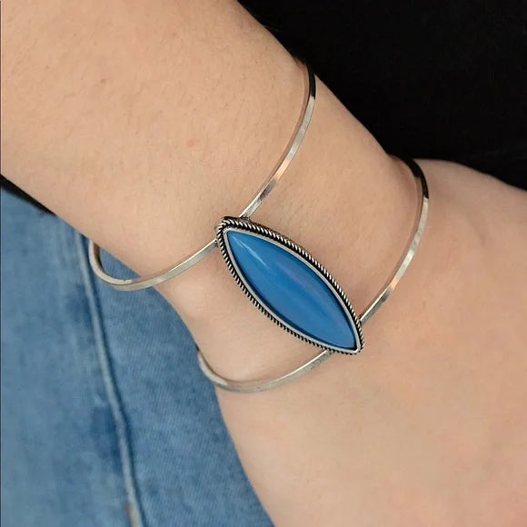 What You Seer Is What You Get - Oversized Blue Textured Stone Cuff Bracelet B#3669