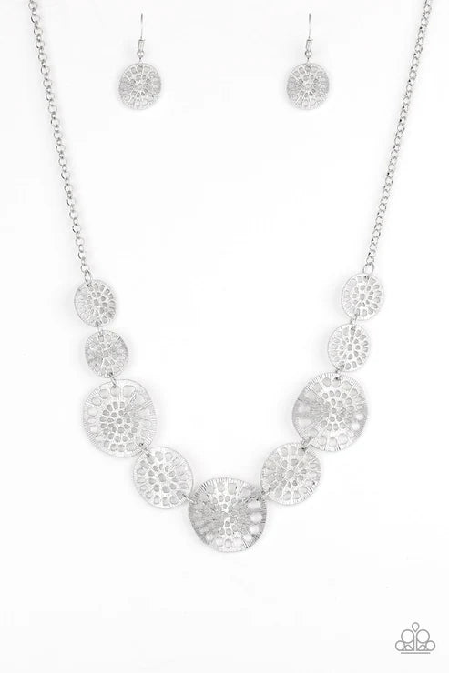 Your Own Free WHEEL - Silver Airy Asymmetrical Stenciled Discs Link Necklace N#6550