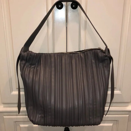 *NEW* Collectible Paparazzi Convention LOP Leather Bag