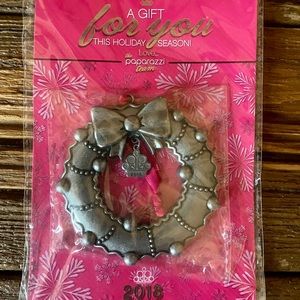 *NEW* Collectible 2018 Christmas Wreath Ornament