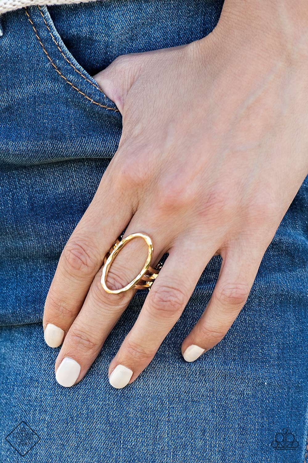 Center Chic - Gold Oval Hammered Warped Ring R#1927