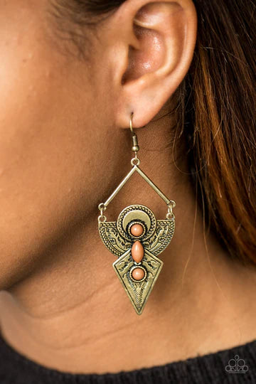 Desert Dynasty - Oversized Brown/Brass Stamped Tribal Patterns Duo Brass Plates Triangular Bar Lure Earrings E#1365