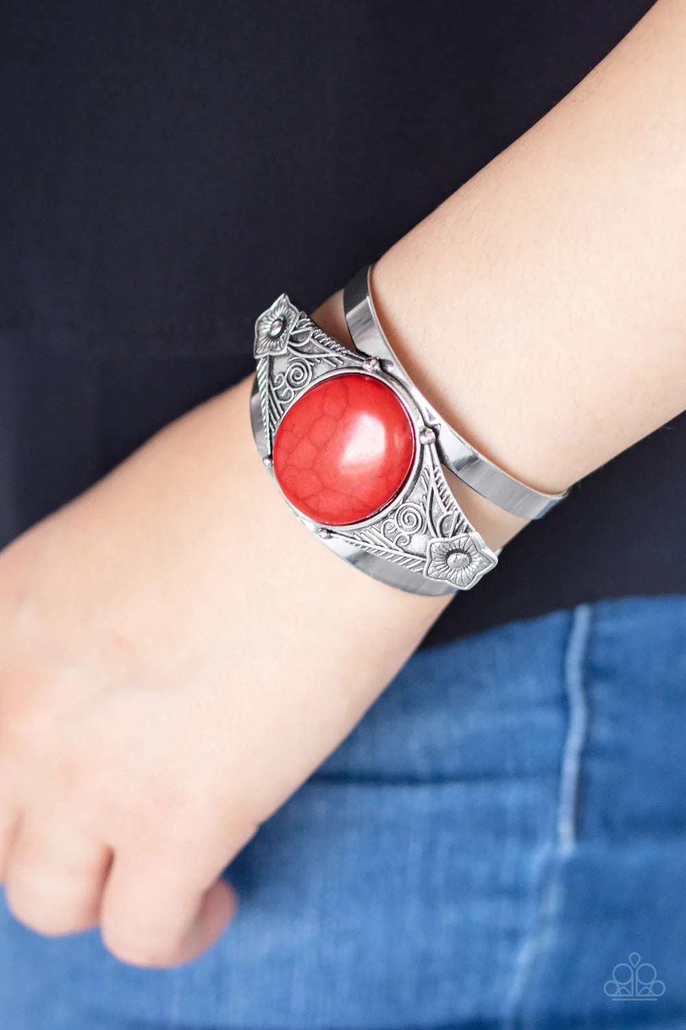 Desert Nature - Oversized Red Round Etched Embossed Floral Stone Cuff Bracelet B#434