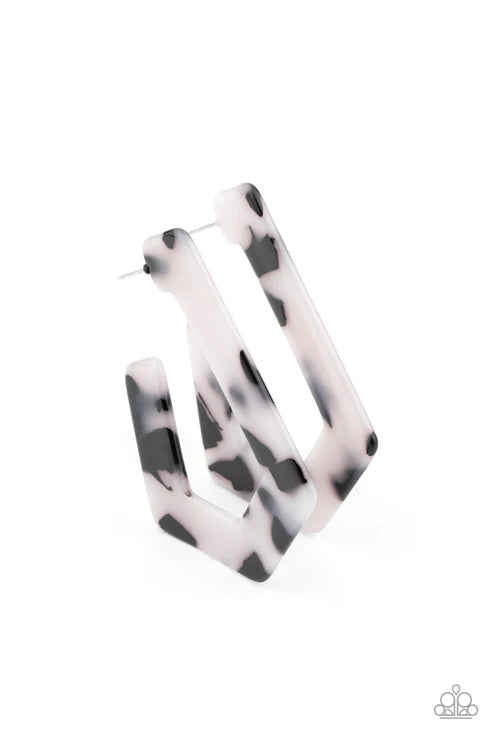 Flat Out Fearless - White/Black Speckled Tortoise Shell Hoop Earrings E#2596