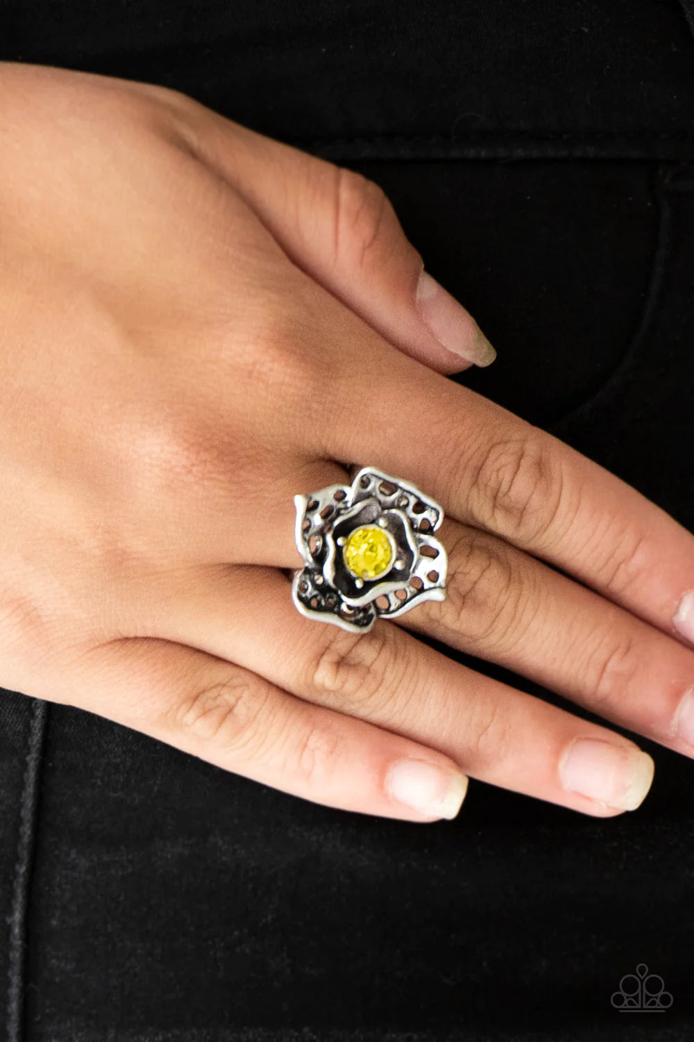 Glowing Gardens - Yellow Airy 3D Flower Petal Cut-Out Ring R#859