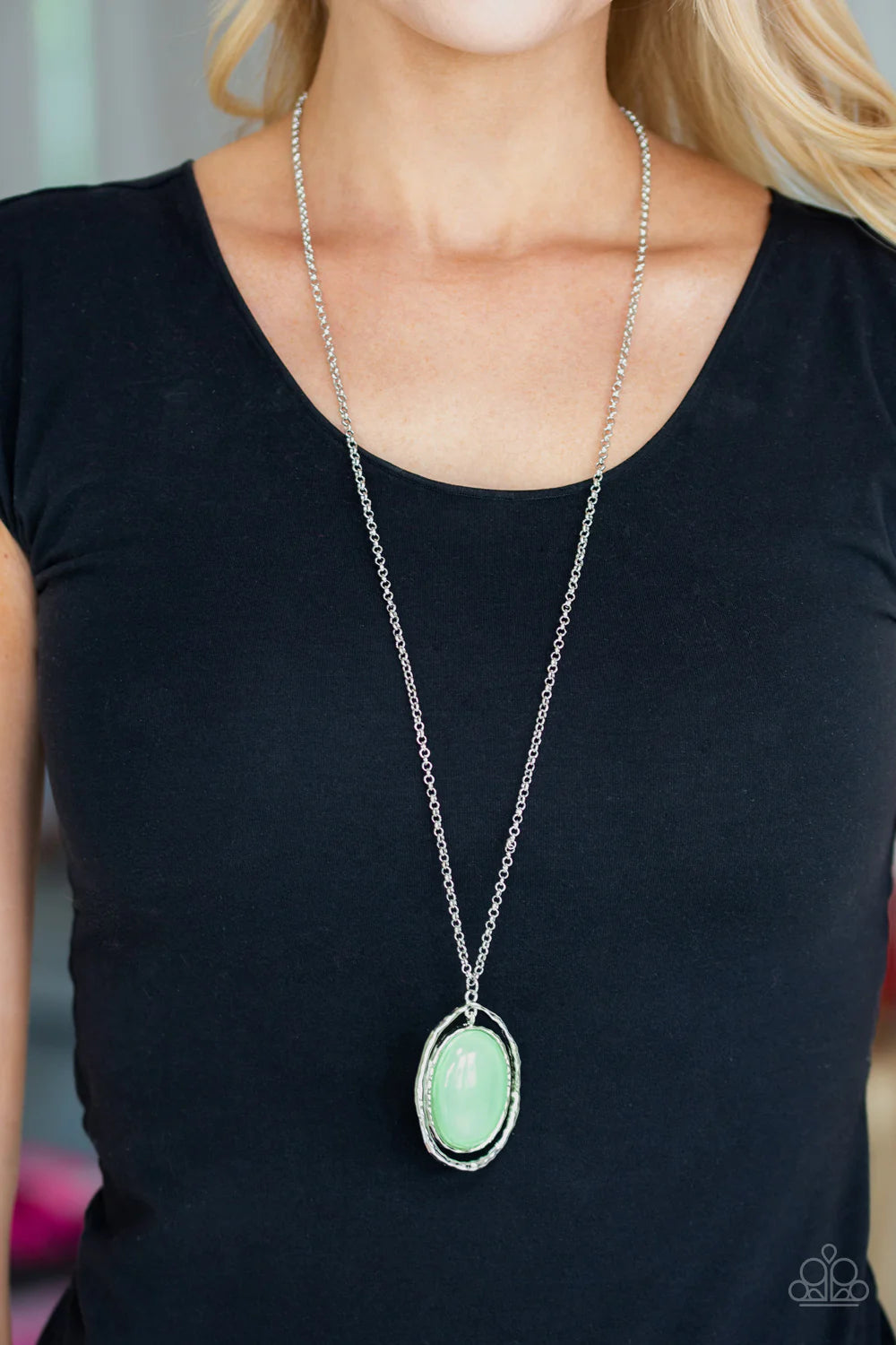 Harbor Harmony - Oversized Green Dewy Hammered Textured "Swing" Stacked Necklace N#015
