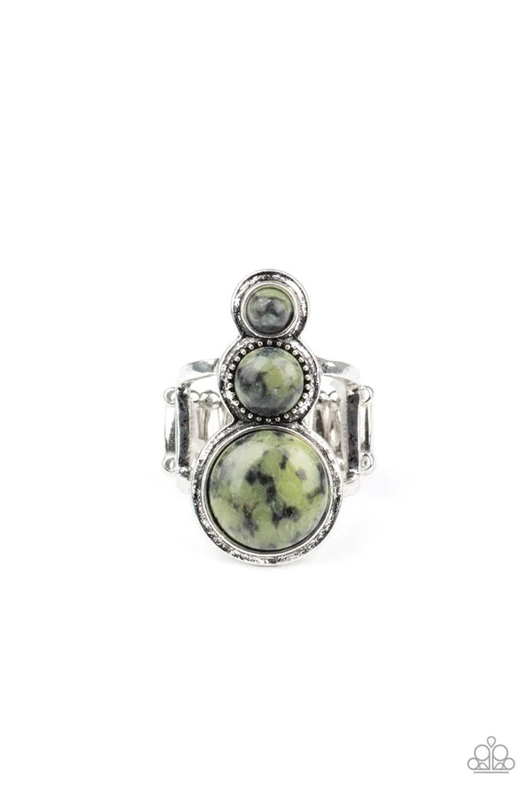 Marbled Magnificence - Oversized Green Airy Vintage Speckled Trio Faux Marble Ring R#705