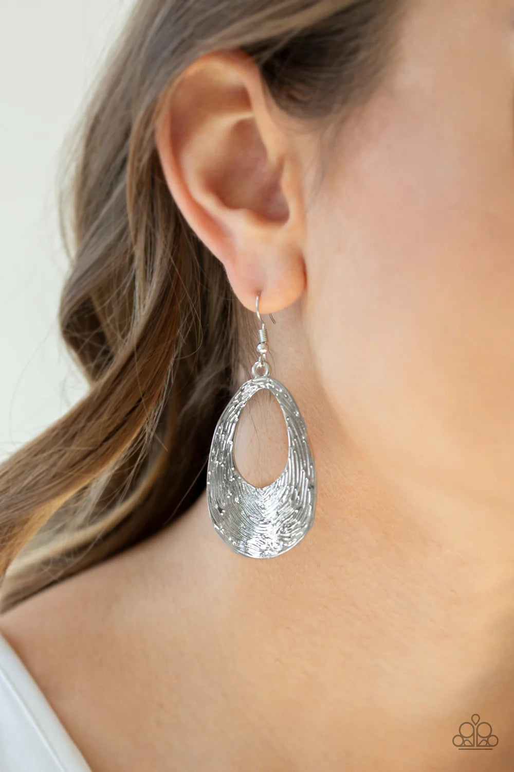 Mean Sheen - Silver Abstract Rippling Tactile Texture Teardrop Earrings E#1314