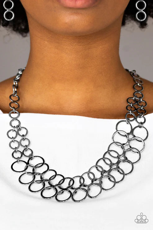 Metro Maven - Oversized Black Double-Linked Connected Rings Industrial Necklace N#1880