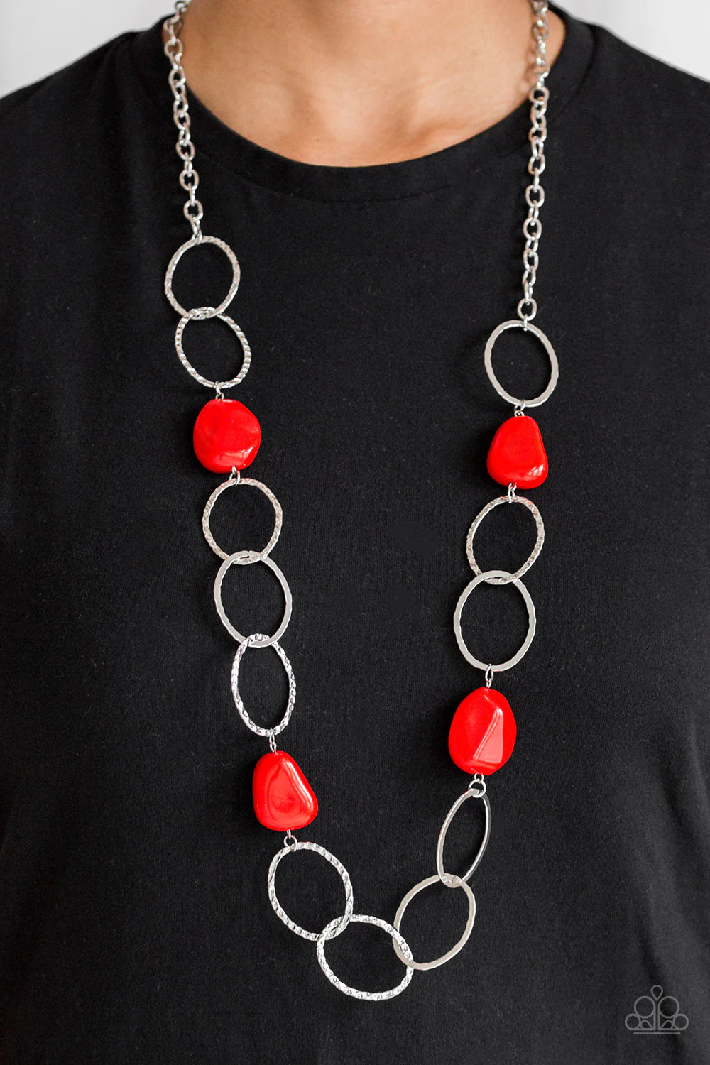 Modern Day Malibu - Oversized Red Faceted Faux Rock Hammered Hoop Necklace N#933