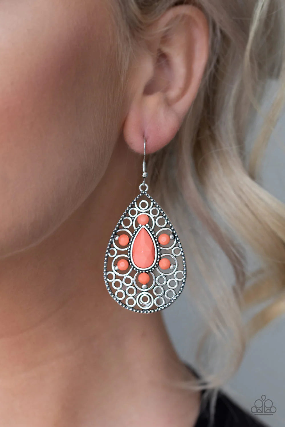 Modern Garden - Oversized Orange (Living Coral) Faceted Flower Frill Teardrop Earrings E#1319