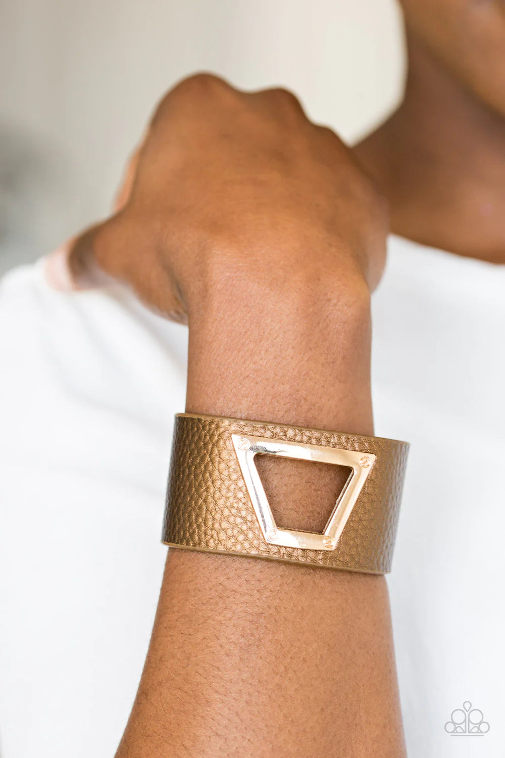Power Play - Brown/Gold Abstract Skin to Peek Metallic Shimmer Leather Bracelet B#1159