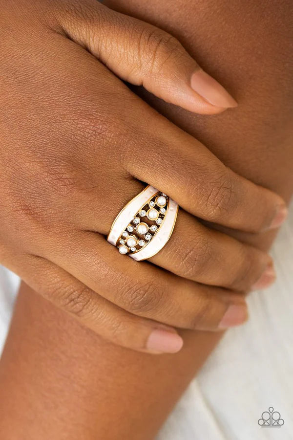 Royal Treasury - Oversized Gold Flecked Shell Iridescent Shimmer Bubbly Pearl Drop Encrusted Perl Ring R#1298