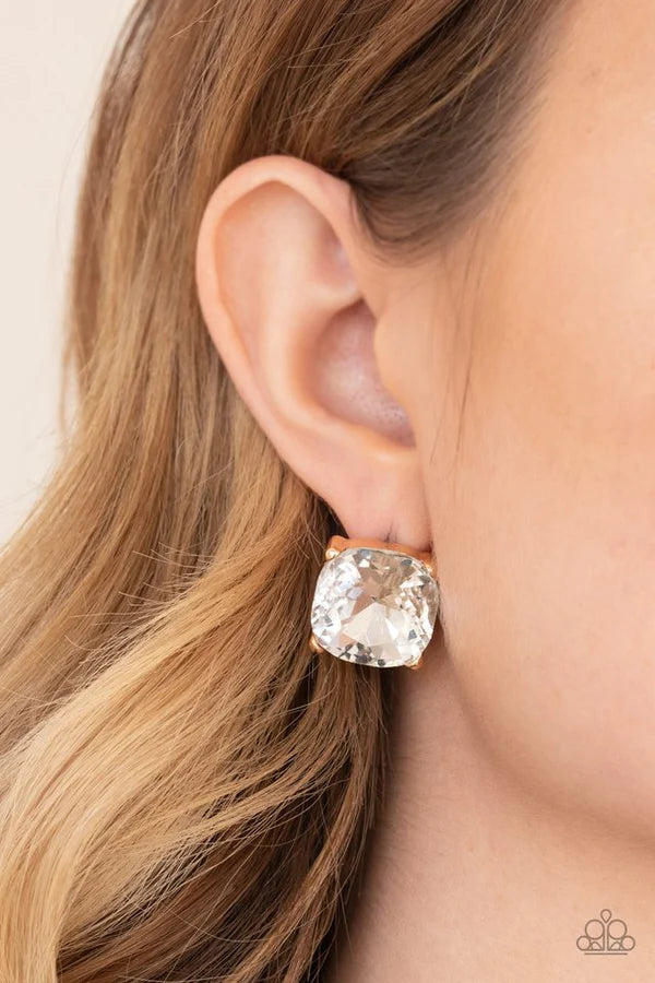 Royalty High - Oversized Gold Nestled Pronged Earrings E#1425
