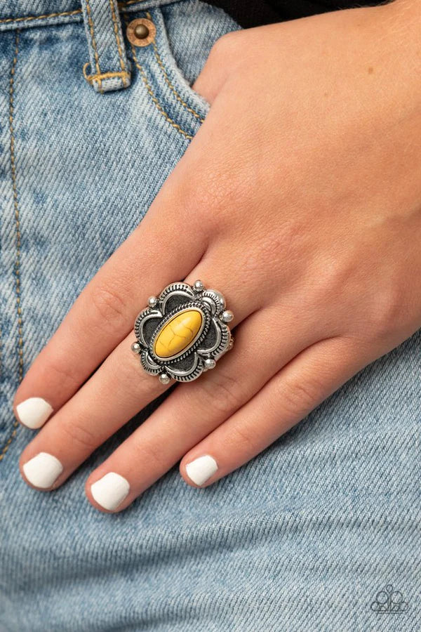 Sage Garden - Yellow Rustic Studded Scalloped Stone Ring R#1234