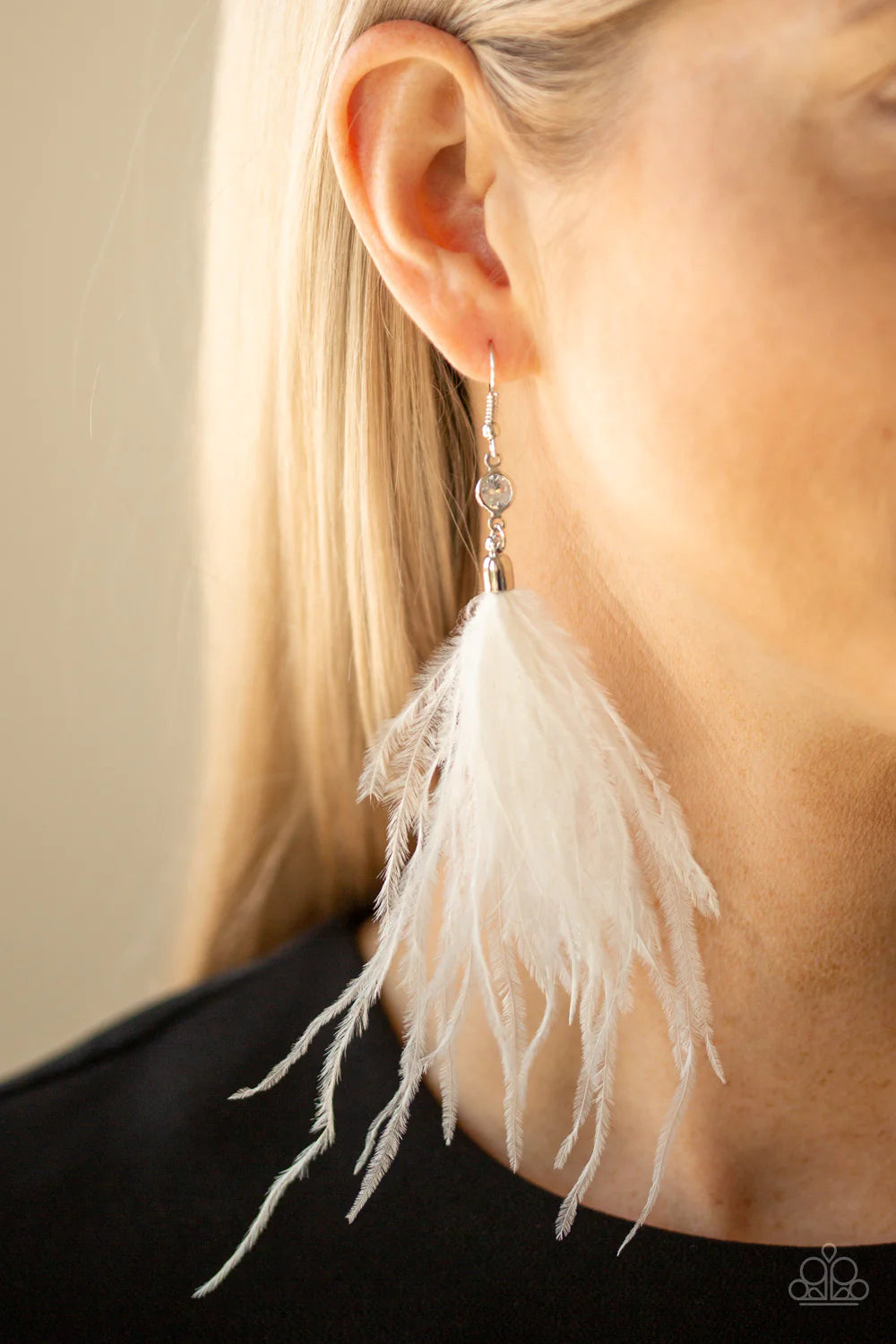 The SHOWGIRL Next Door - White Soft Plume Feather Fringe Earrings E#748