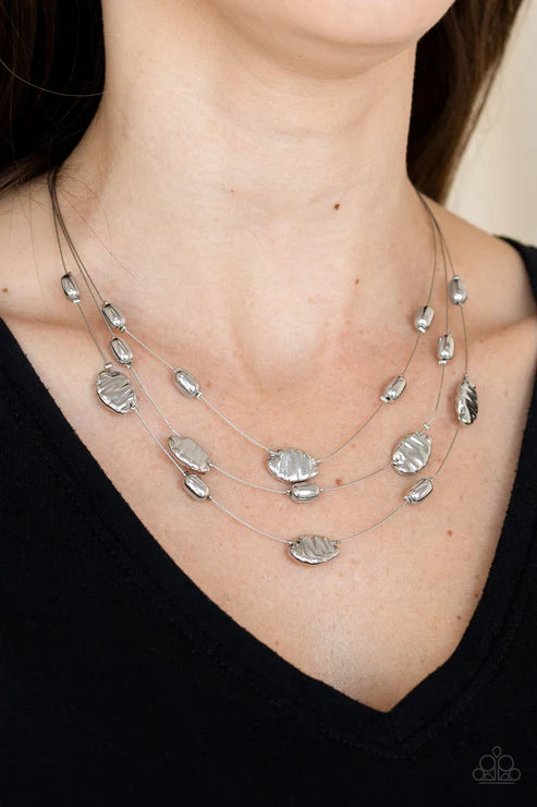 Top ZEN - Silver Mismatched Hammered Wire Necklace N#2588