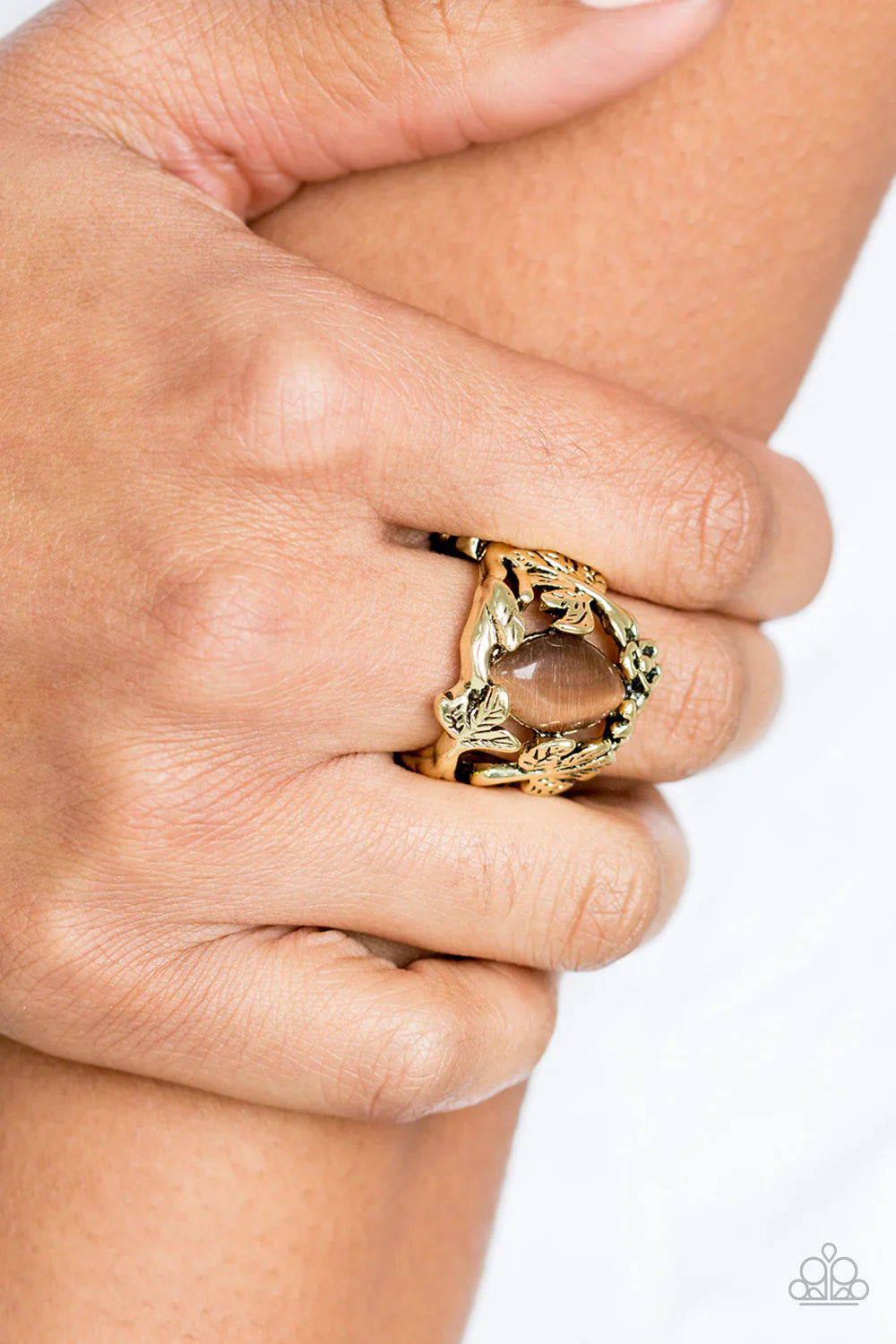 Tropical Flora - Brass Curled Leafy Cat's Eye Moonstone Ring R#1220