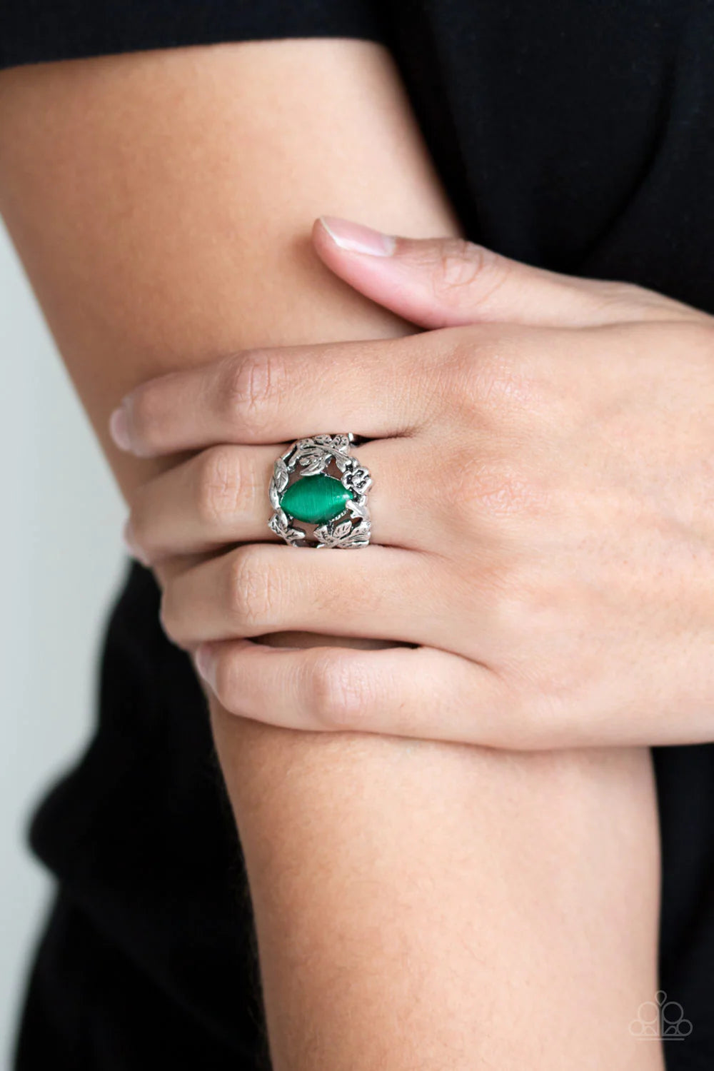 Tropical Flora - Green Curled Leafy Cat's Eye Moonstone Ring R#1238