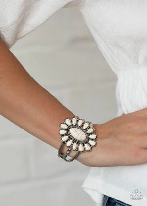 Sedona Spring - Oversized White 3D Daisy Bloom Stone Cuff Bracelet B#2604