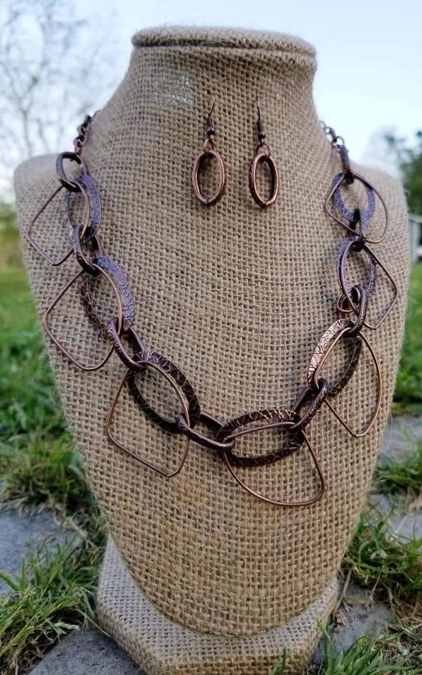 Very Avant-Garde - Copper Embossed Textured Connected Hoops Asymmetrical Edgy Industrial Necklace N#2167